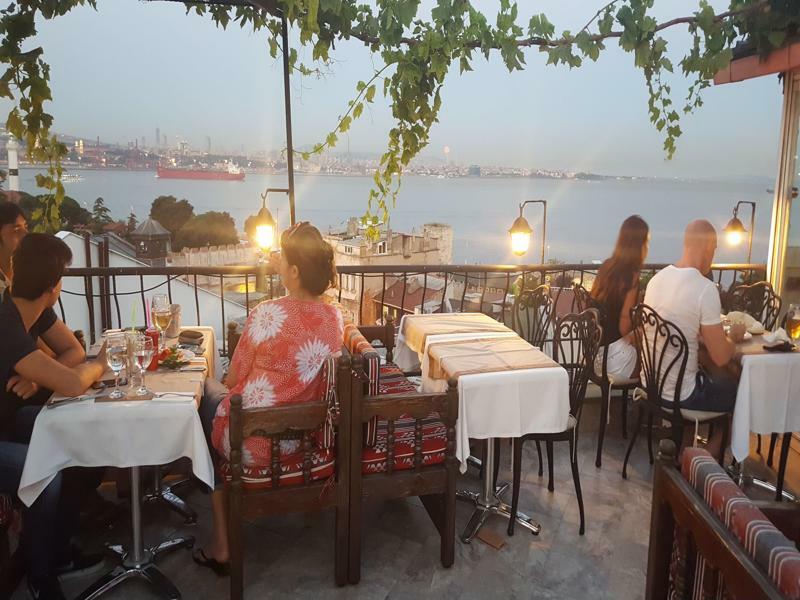 איסטמבול Metropolis Hostel & Guest House מראה חיצוני תמונה
